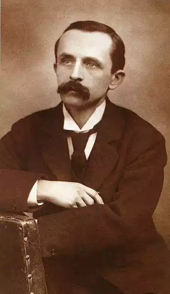 Black and white Photo of Author James M. Barrie (1860 - 1937)