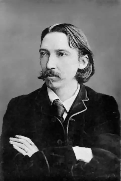 Black and white Photo of Author Robert Louis Stevenson (1850 - 1894)